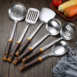 烹饪勺铲;刨子、削皮器;手动榨汁器