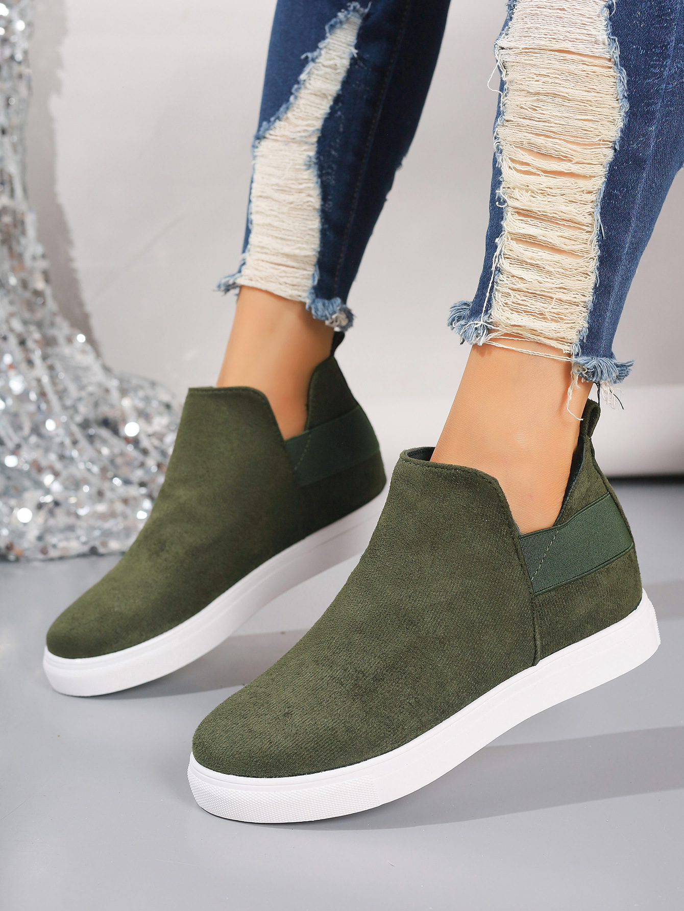 Large size women's shoes flat inside increase elastic casual sports shoes flat single shoes_voghion.com