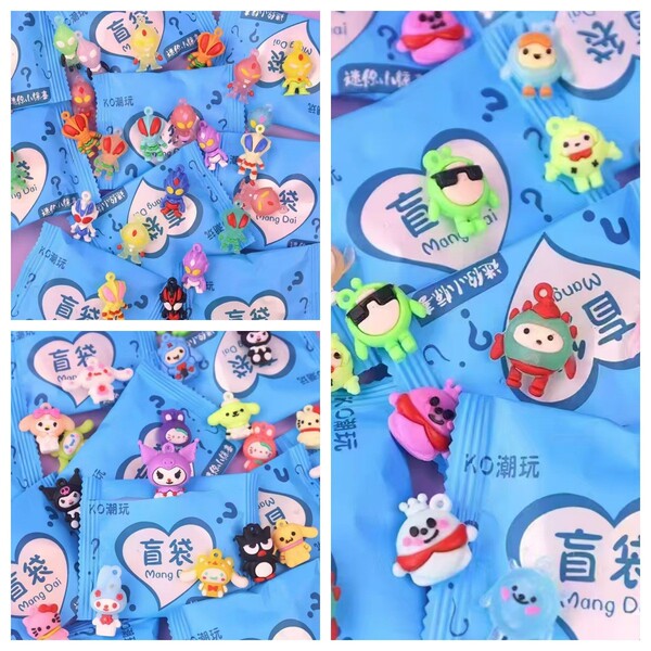 Small minifigures