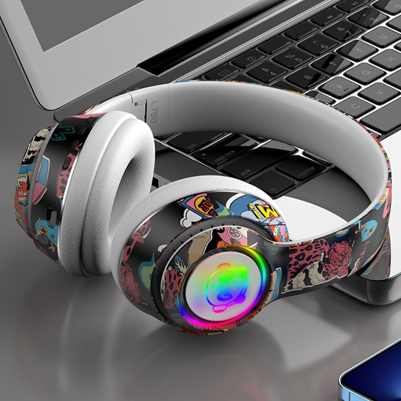 Auriculares plegables con Bluetooth.Subwoofer con grafitis de colores.Auriculares deportivos inalámbricos.