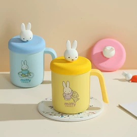 保鲜盒、饭盒;保温杯;冰格