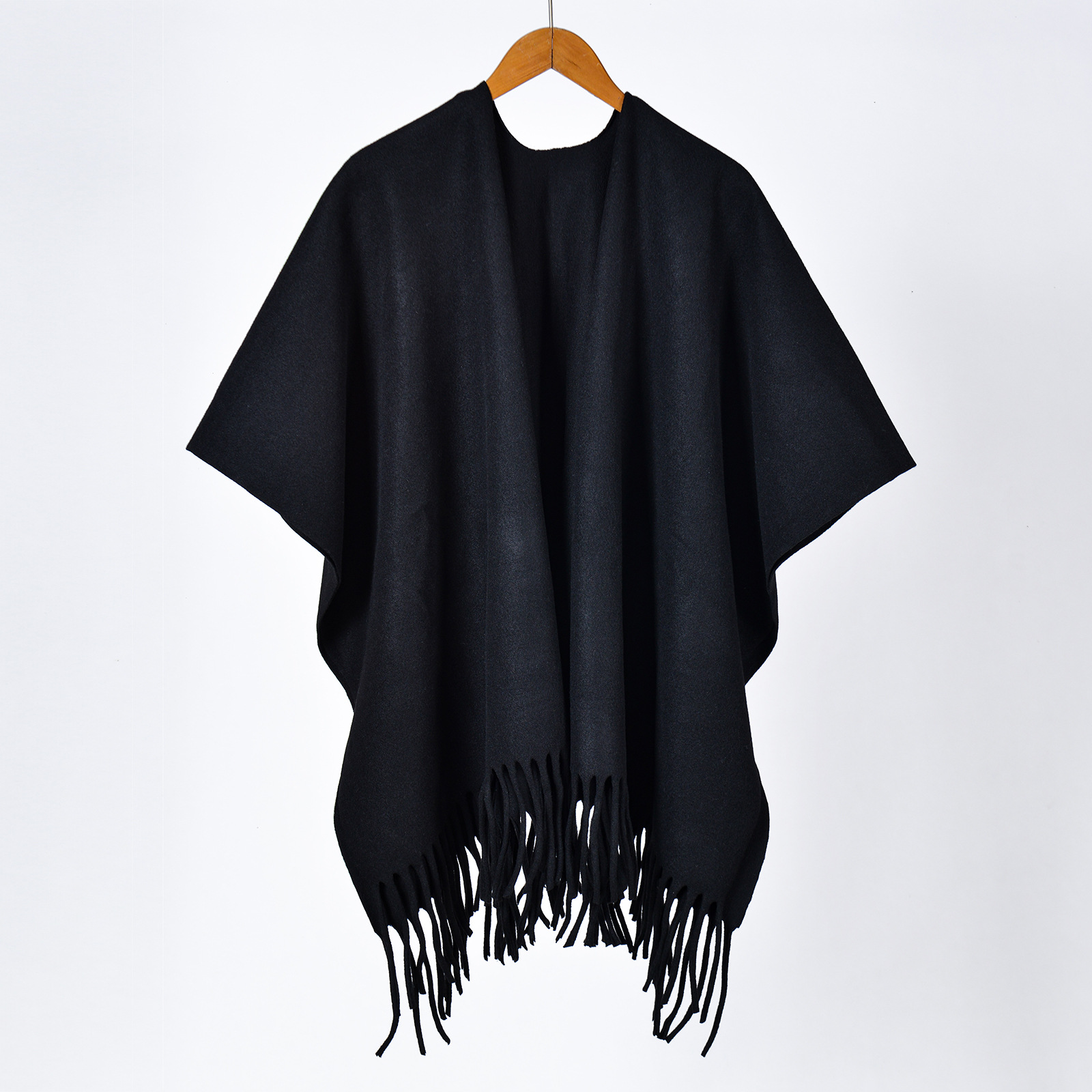 Neuer, vielseitiger, einfarbiger, dicker, quastenbesetzter, warmer, großer Damenschal, Herbst- und Winter-High-End-Jacquard aus dickem, schlichtem Material_voghion.com