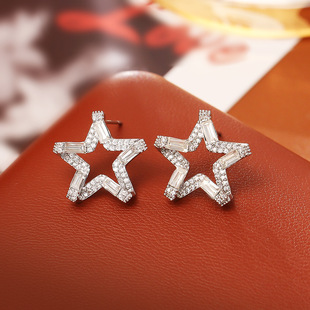 �ǹ������ʯ����Ƕ�ᔕr�и߼����W�����Ů���°ٴ����n�L�Ʒ