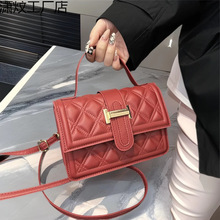 �½����]�r�к��s���|�������Еr���ļ��μ�С�����¿�����eб