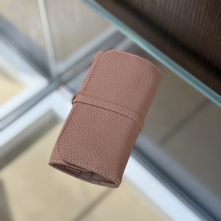 シンプルでハイエンドのジュエリー収納バッグ、第一層牛革ジュエリーバッグ、本革リング収納バッグ、多用途スタイル|undefined