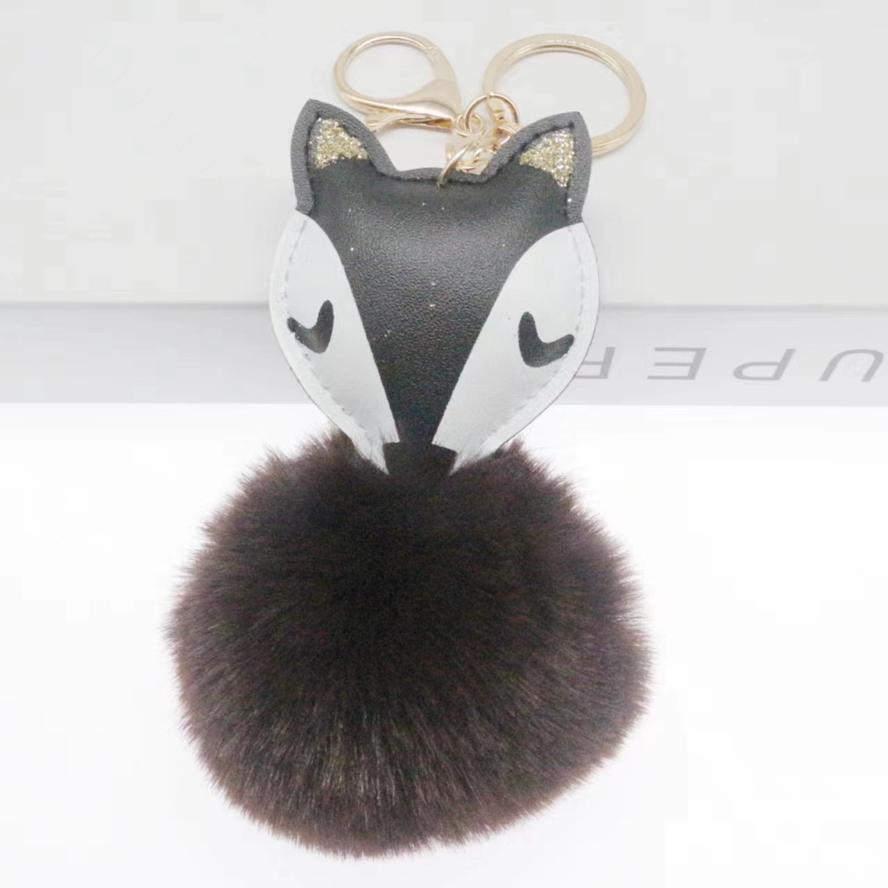 다크 다크 브라운