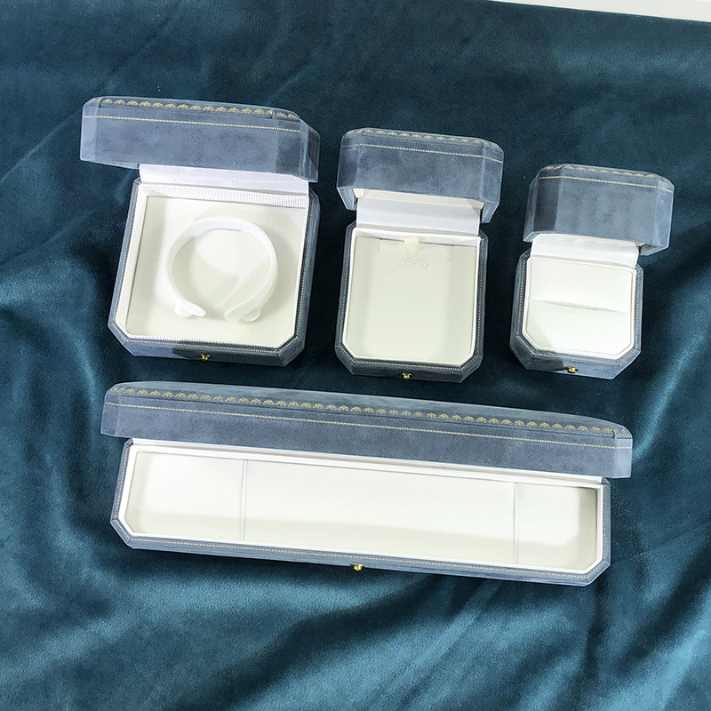 240g Weight Jewelry Boxes Classification 1 Piece Quantity Casual, Daily Occasion Flannel Material Solid Color Pattern Elegant Style Elegant Solid Color Flannel Jewelry Boxes 3