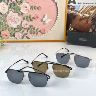 �羳�¿�P���p������pɫ�͹����R����Ƭ����W�����ī�R