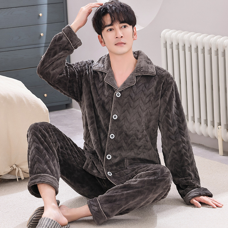 Pijamas de lana de coral coreana para hombres otoño y invierno engrosados franela se pueden usar cardigan de manga larga de invierno conjunto de ropa para el hogar