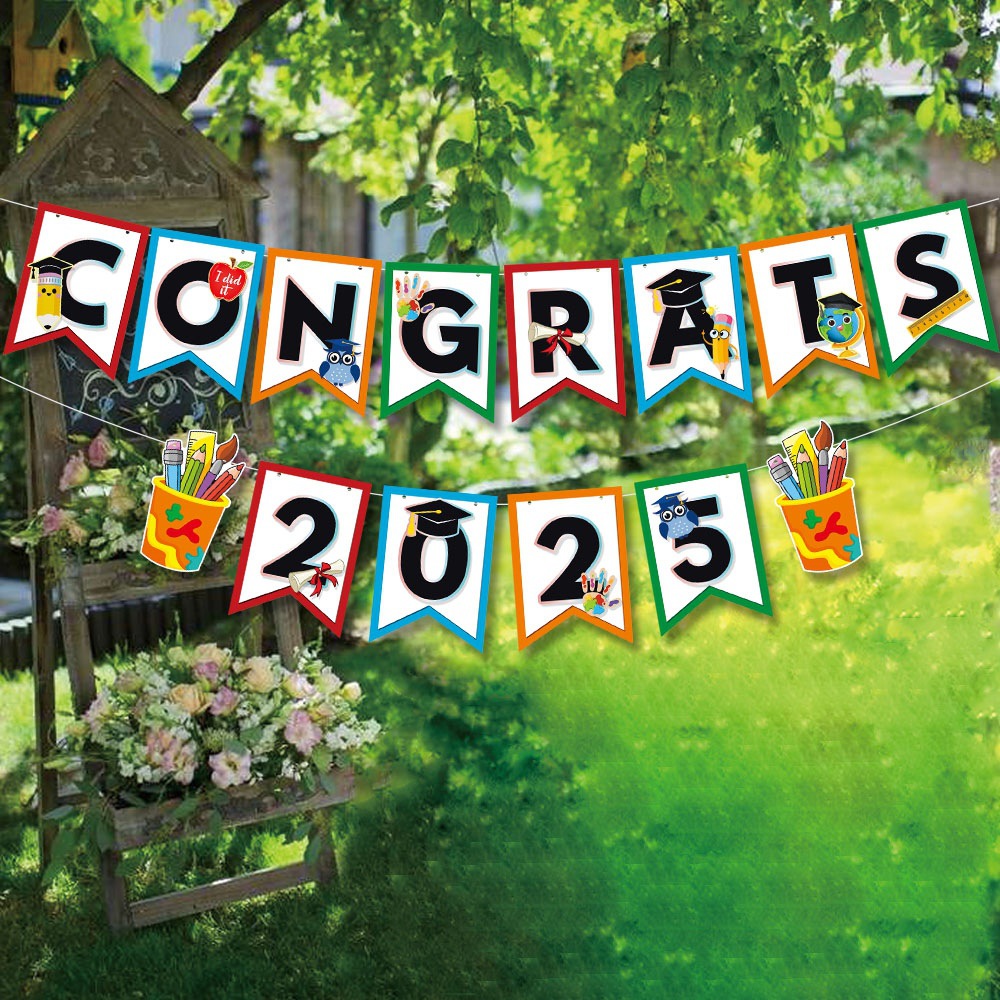 Decoración de fiesta de graduación de jardín de infantes europeo y americano tire bandera pastel Tarjeta de inserción ceremonia de graduación decoración de la pared tire bandera