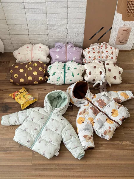 Amazon's New Autumn and Winter Reversible down Cotton Jacket for Children, Thickened and Fleece-Lined Short Coat, Cross-Border