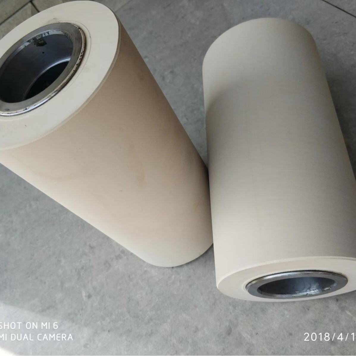 �Ʒ����������������ĥ�����͸���ѹ������