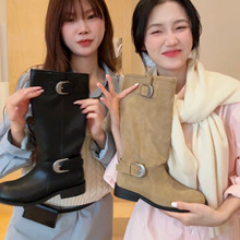 韩版时尚战靴绒面不过膝高筒靴女2025秋季新款绒面低粗跟马丁靴