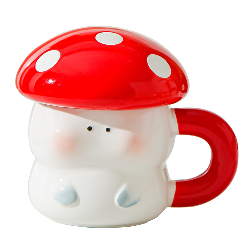Corazón de una niña encantadora taza de cerámica de hongos con tapa de mano con regalo de alto valor creativo de cerámica taza de café