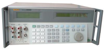 福禄克仪器回收、FLUKE5520A、5700A、5720A、5725A多功能校准仪