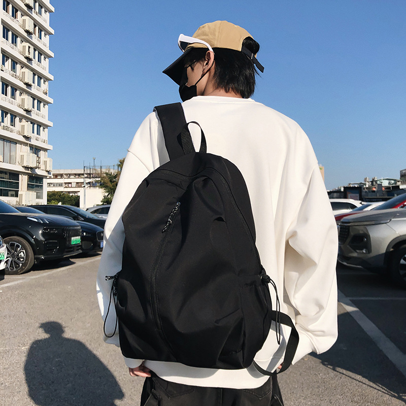 국경 간 새로운 배낭 유행 패션 대용량 Schoolbag 대학 학생들의 남성용 캐주얼 간단한 경량 여행 배낭