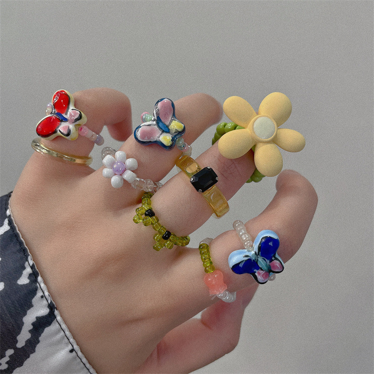 Sweet Geometric Synthetic Resin Beaded Womenu0027S Rings