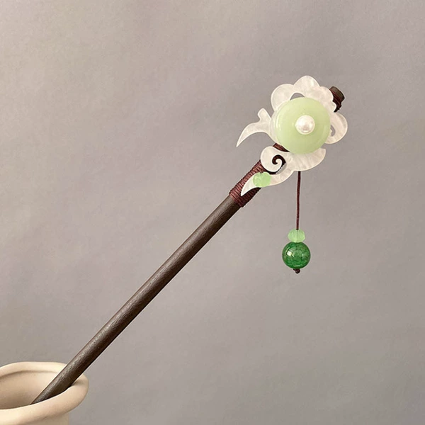 Wang Yueshu pendant hairpin 352