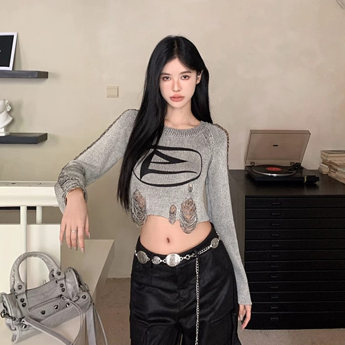 Sweet and Cool American Retro Style Ripped Frayed Knit Top for Women Autumn Short Length Bare Chest Unique Hooded Sweatshirt