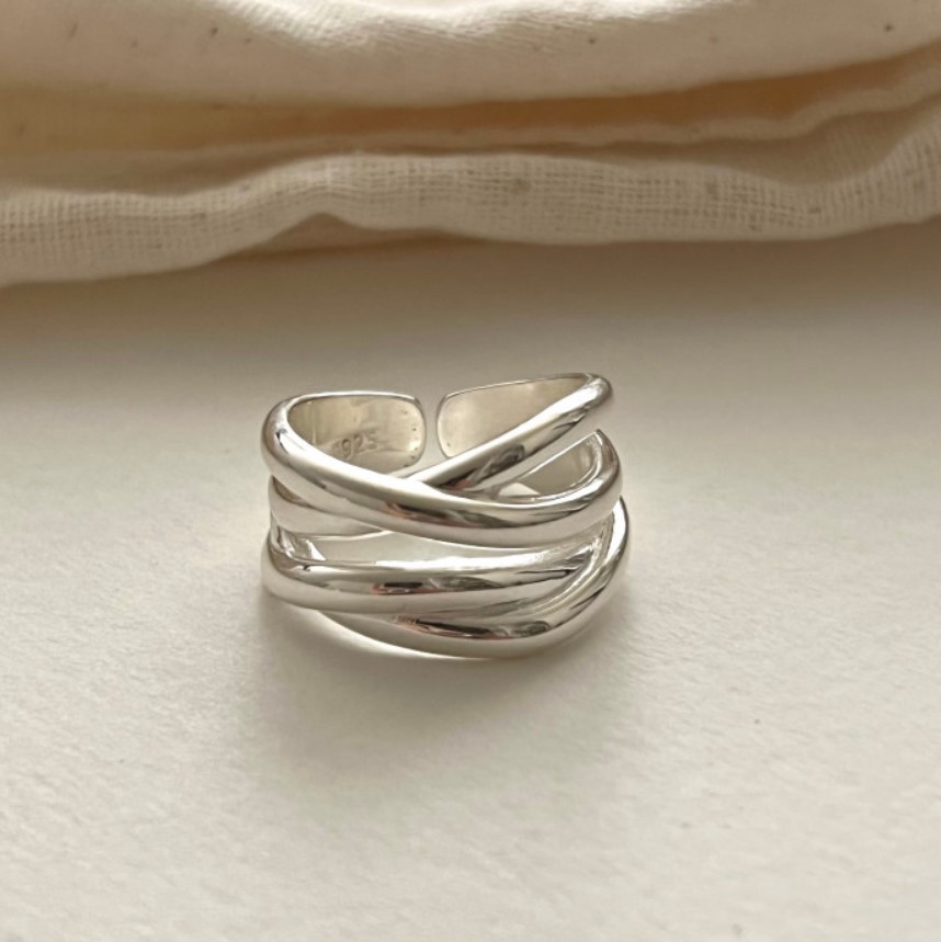 13g Weight 925 Sterling Silver Lines Open Ring