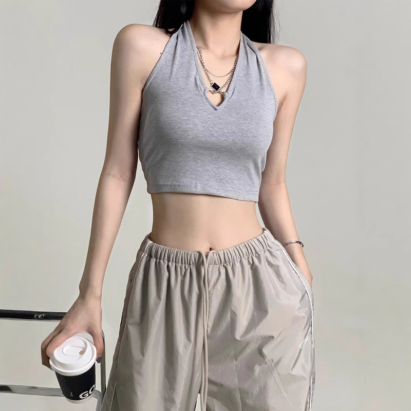 New Hot Girl Metal Love Hollow Halterneck Suspender Design Sleeveless Top with Exposed Navel Short Vest