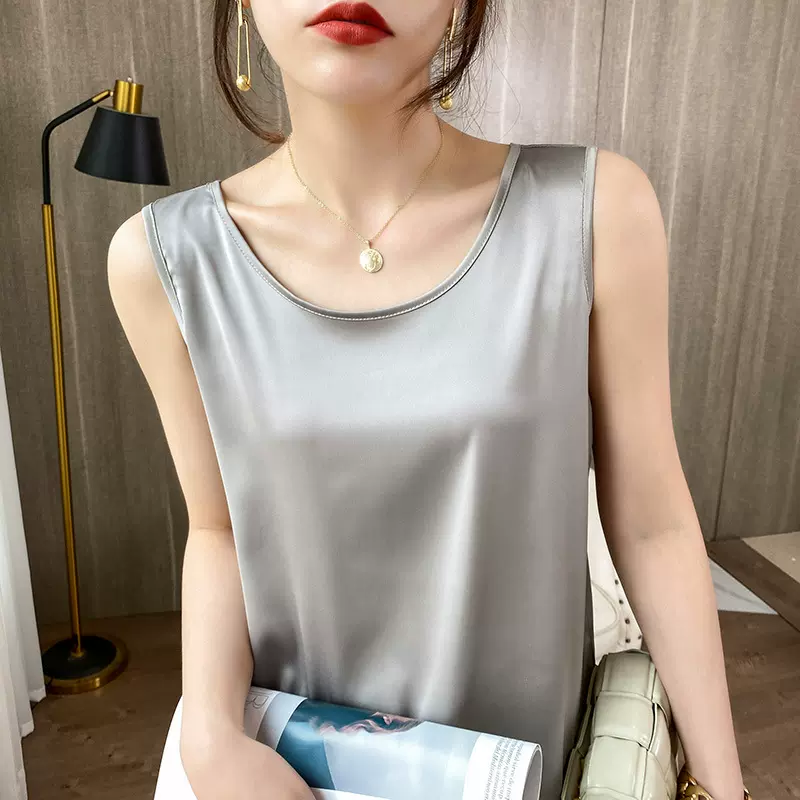 一字领吊带女夏外穿西装内搭纯色打底缎面2025款仿真丝上衣小背心