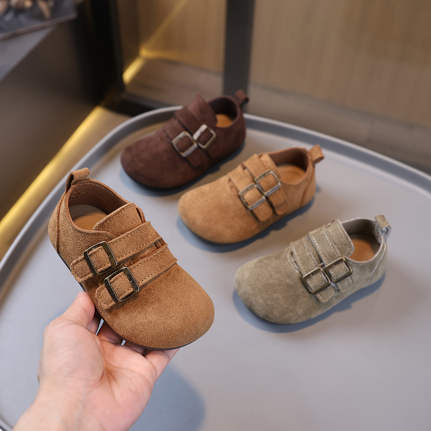 Children's Birkenstock Shoes 2025 Autumn New Retro Boys' Soft-Soled Flats Girls' Fashionable Small Leather Shoes Baby Beanie Shoes