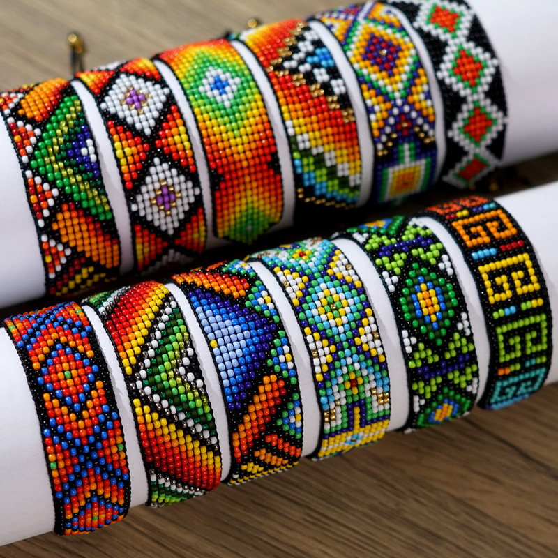 INS Cross-border Bohemian Ethnic Style Fashion Commuter Japanese Rice Beads Woven Classic Graphic Bracelet for Men and Women