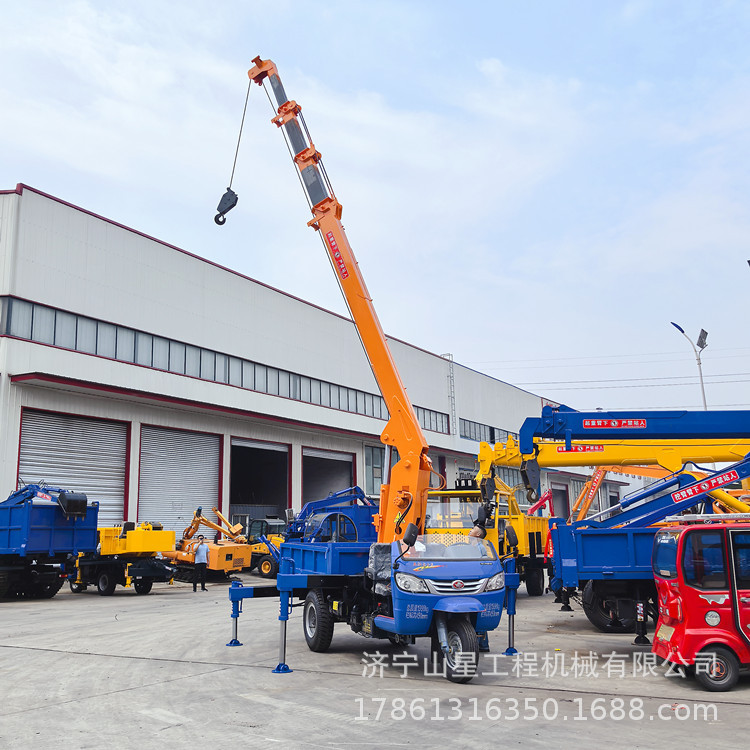 出口三轮随车吊运输车 车厢可自卸栏板加高 装卸园林苗木运输吊车