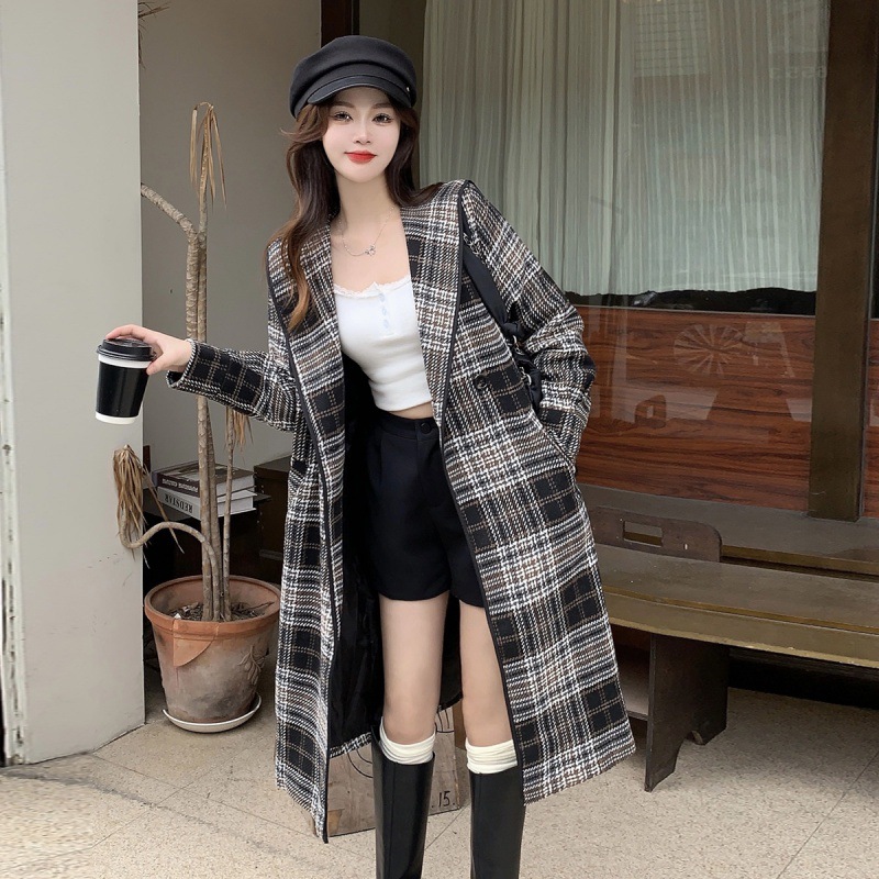 Women's Plaid Long Coat Image 2