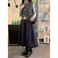 服のシャツは気をつけて、大きいスカートは中の長さの高腰の気質の半身のスカートの女性のゆったりとしています。