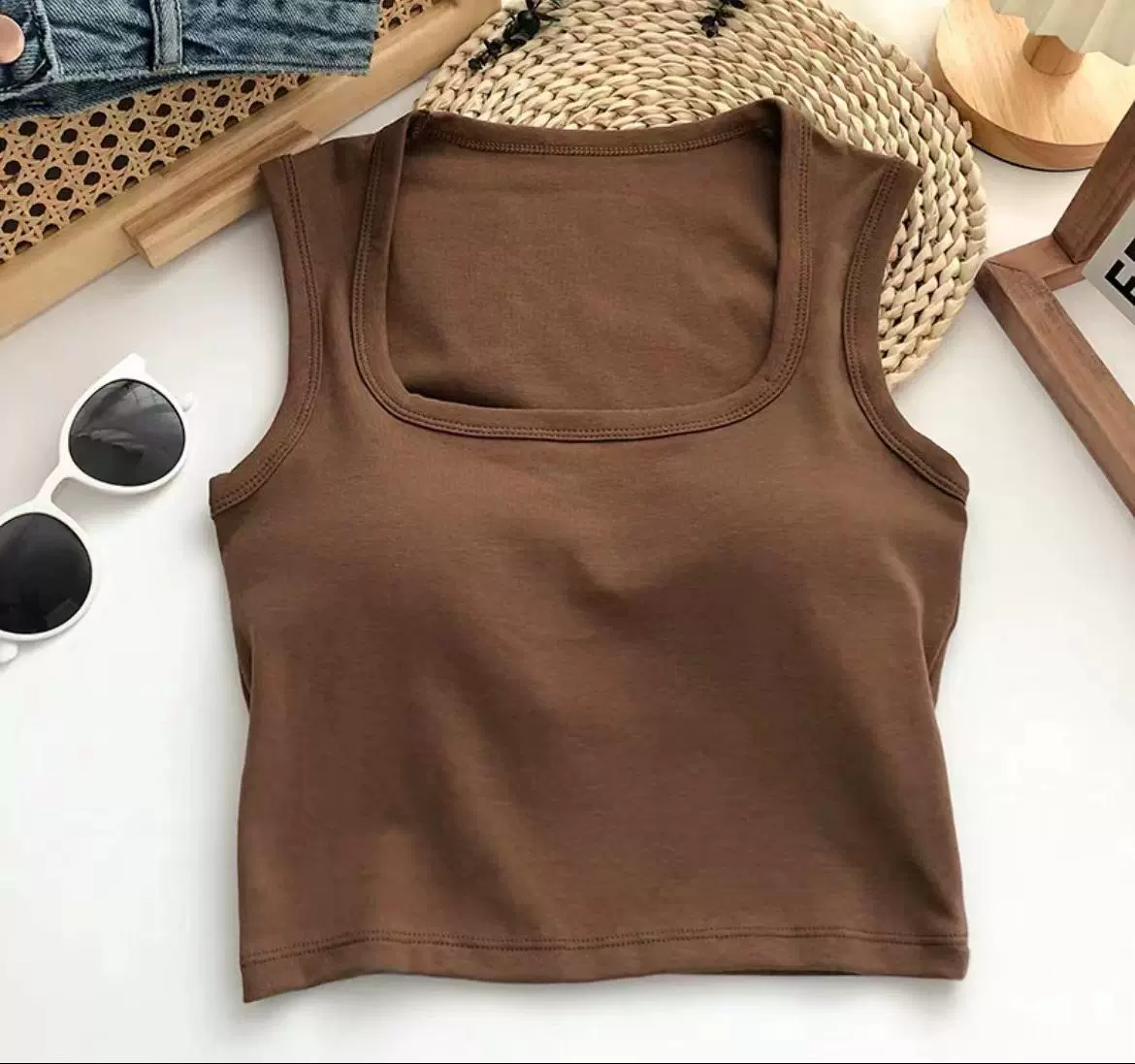 Топ женский Tank Top, корейский стиль, без рукавов с чашками, квадратный вырез, несколько цветов
