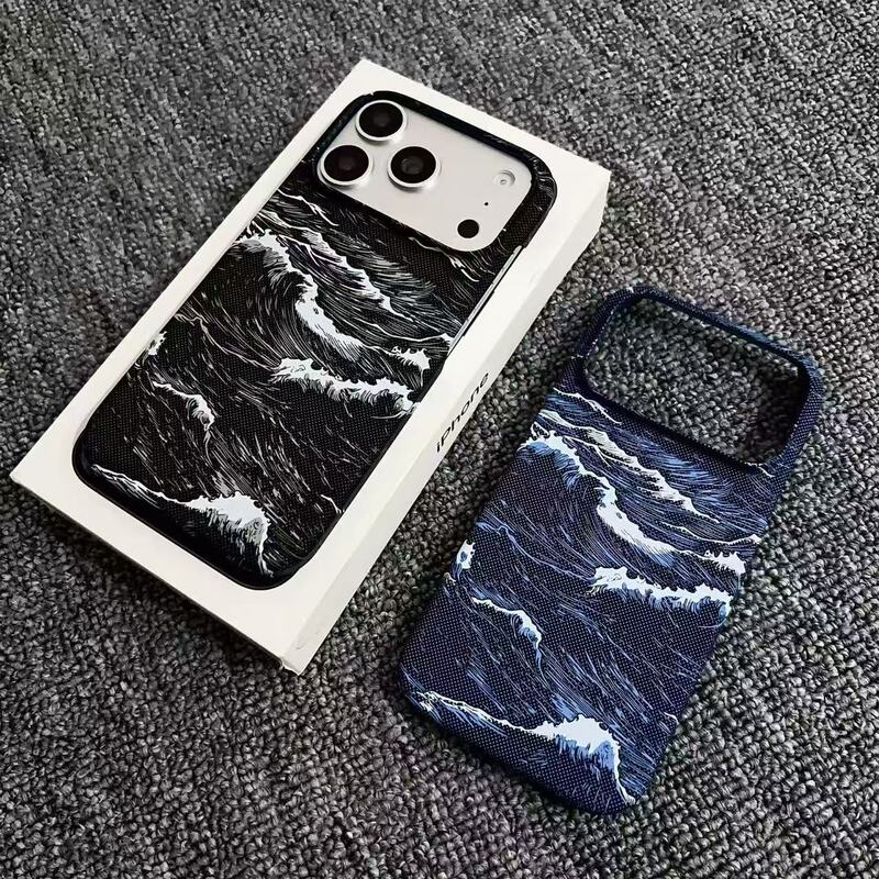 Suitable for Iphone17Pro Kevlar Pattern Mobile Phone Case with Magnetic Attachment, Apple 16P Carbon Fiber Pattern Half-Cover Pc Protective Case