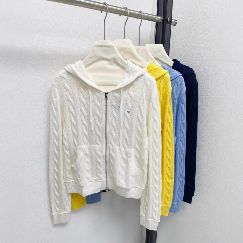Haute Couture Pony Embroidered Cable Zipper Sweater 25 Years Early Autumn Fashion Casual Twist Hooded Knitted Cardigan for Women Haute Couture Pony Embroidered Cable Zipper Sweater 25 Years Early Autumn Fashion Casual Twist Hooded Knitted Cardigan for Women