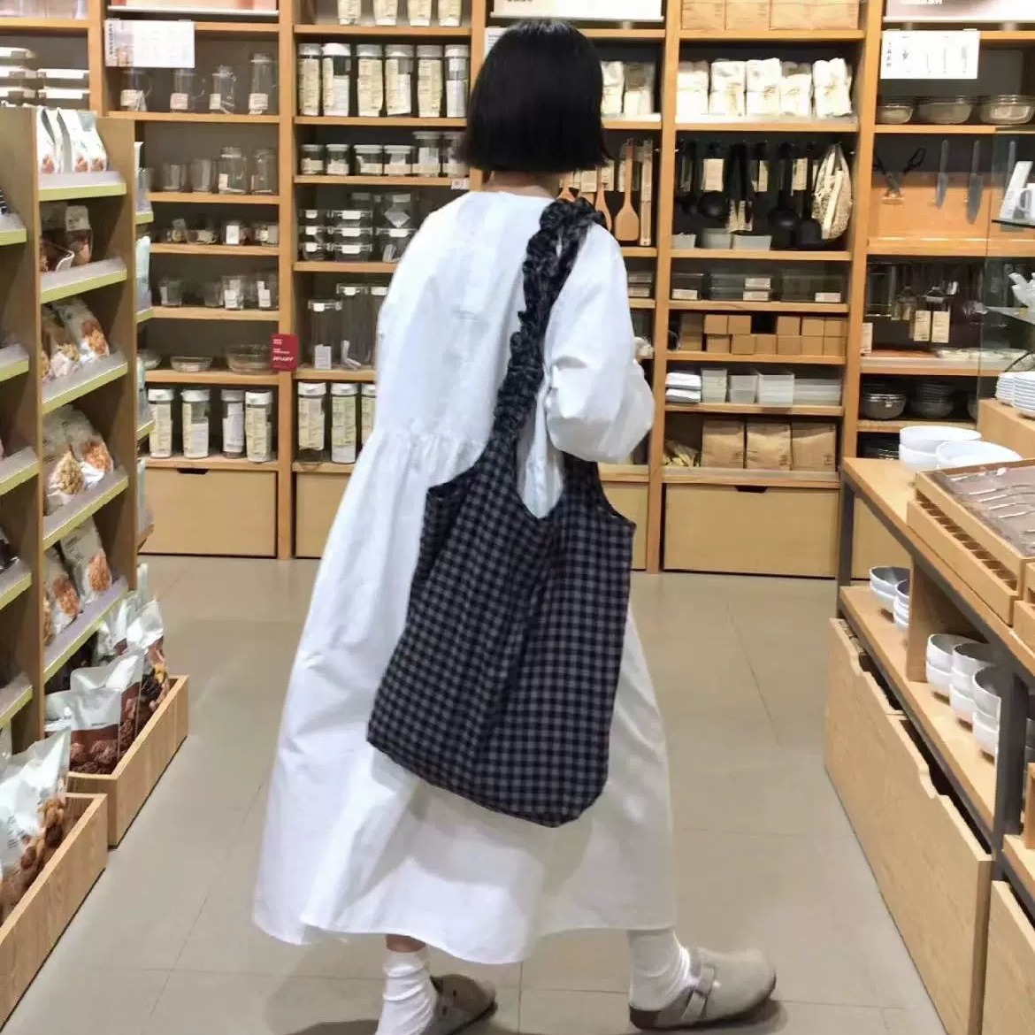 韩系大容量黑灰格纹花边斜挎单肩包逛街购物袋时尚简约帆布包女潮
