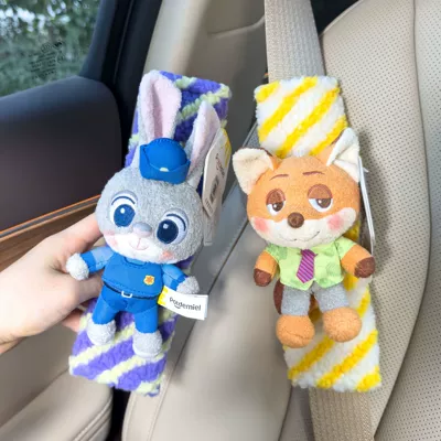 Sürətlər qutusu və əl tormozu başlıqları: Car Seatbelt Cover Car - shoulder-pads-stripes-genuine-q-cute-nick-judy-two