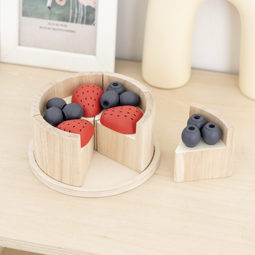 Pastel de fresa azul de madera juego de juguetes de casitas simulación modelado de frutas juego de rol de rompecabezas interactivo entre padres e hijos