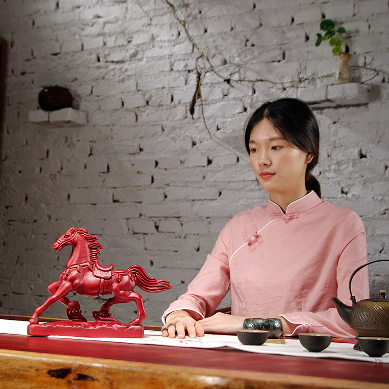 红花梨木雕马摆件实木红木马家居客厅装饰店铺公司开业送礼工艺品