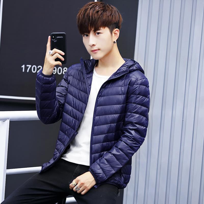 2023 invierno de los hombres de la pluma ligera Chaqueta de algodón acolchado corto Delgado casual stand collar encapuchado Chaqueta de algodón acolchado cálido chaqueta acolchada de algodón