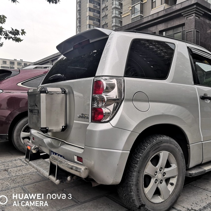 Suitable for 2006-2015 Suzuki Vitara Rear Wing, Super Vitara Modified Special Punch-Free Top Wing