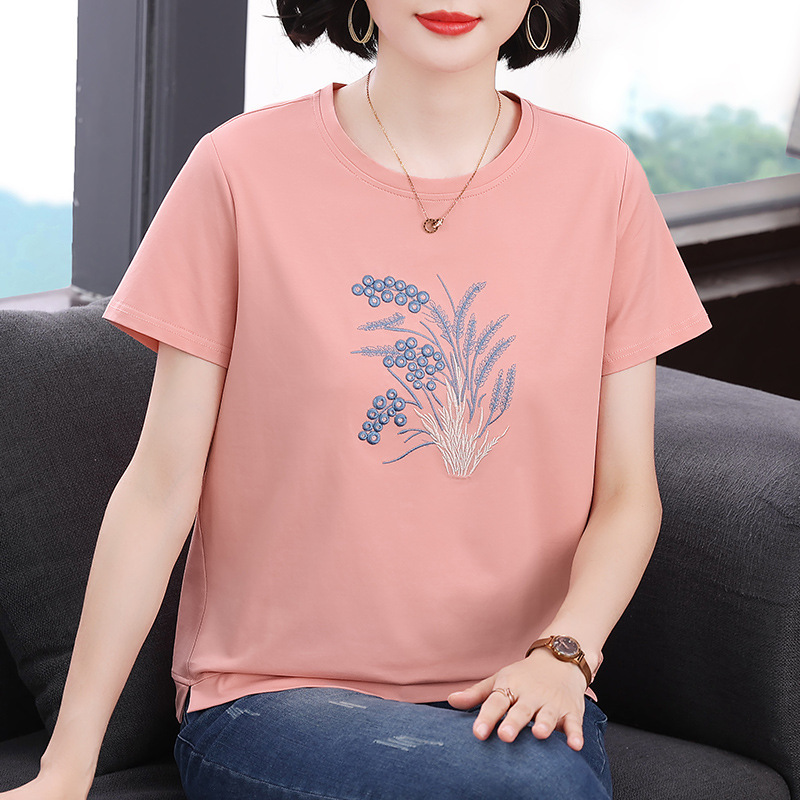 New Plus-Size Mom-Style Short-Sleeve Women's T-Shirt with Simple Round Neck, Embroidered Design, Loose Fit, Tummy-Covering Patchwork Top for Women