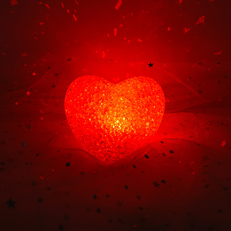 La CELEBRACIÓN DE Amor coro luz apoyos rojo en forma de corazón grano de arroz luz de la noche etapa de rendimiento apoyos al por mayor