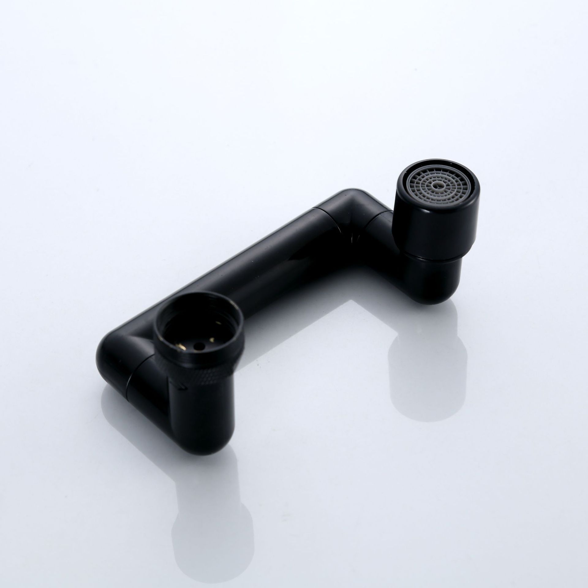 검은색 로봇 팔