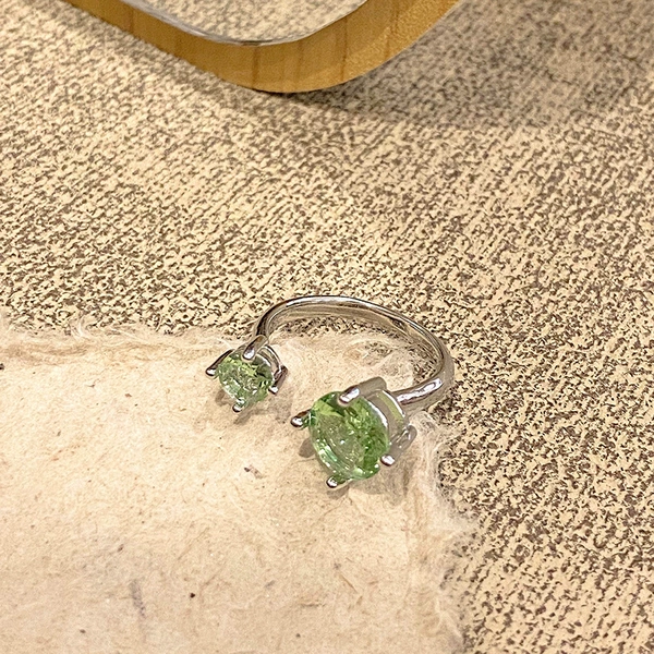 One size ring