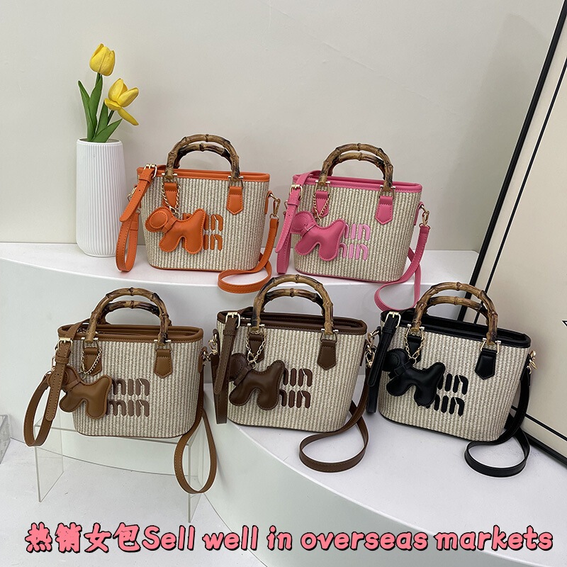 Crossbody Bag for Women 2026 New Fashion Color-Blocking Bamboo Handle Bag with a High-End Feel Versatile Crossbody Bag for Women