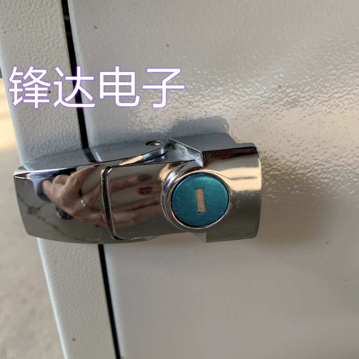 Производители прямых волос Мы производим и обрабатываем различные материалы подвесные корпуса из листового металла