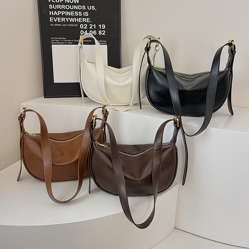 Fashionable and High-End New Versatile Casual Crossbody Dumpling Bag, Korean Style Soft Leather Texture Niche Casual Shoulder Underarm Bag