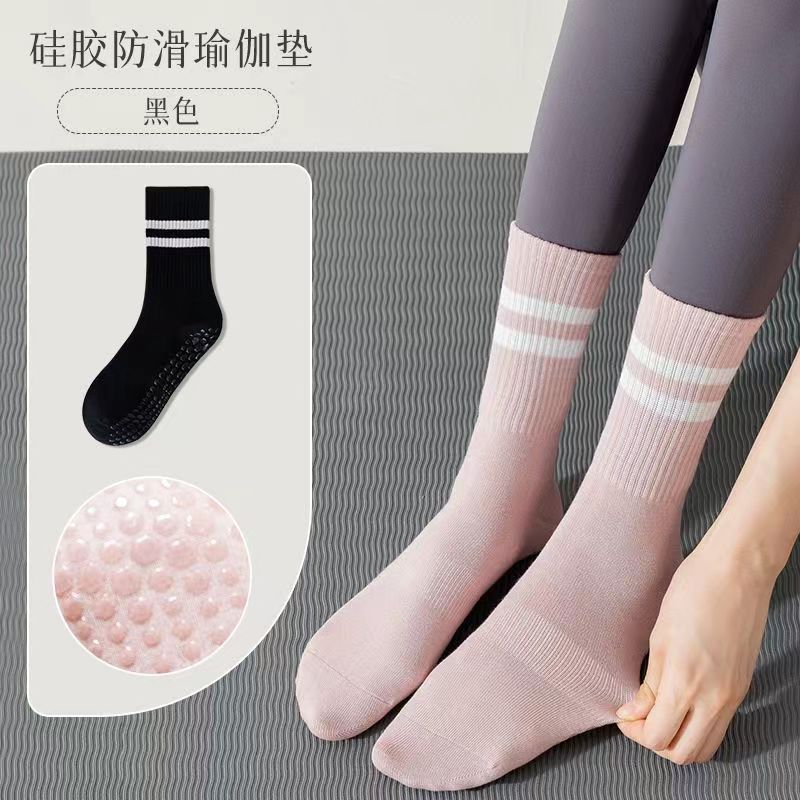 �٤���˶�������������������Ů��Ͳ�����������������赸����