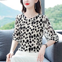 �tɫ���c��z�r��Ů�ļ��¿����ꋌ�����p�g�@��С���������±�