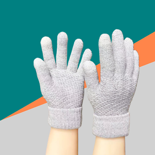 Wool fleece-lined thickened cold-proof touch screen knitted warm men and women lovers winter pineapple gloves factory wholesale
